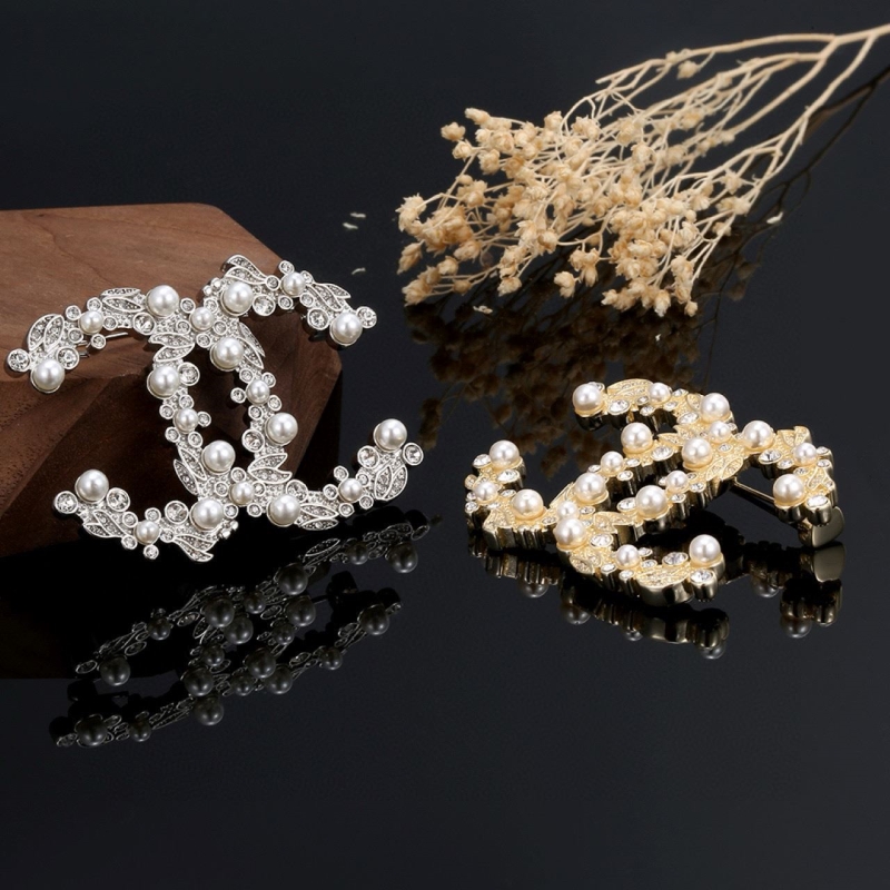 Ch**el bracelets